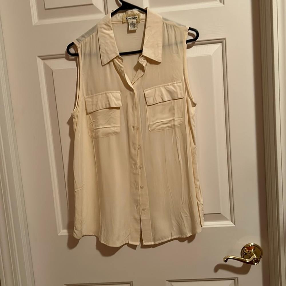 Love Notes Button Down Blouse Size M